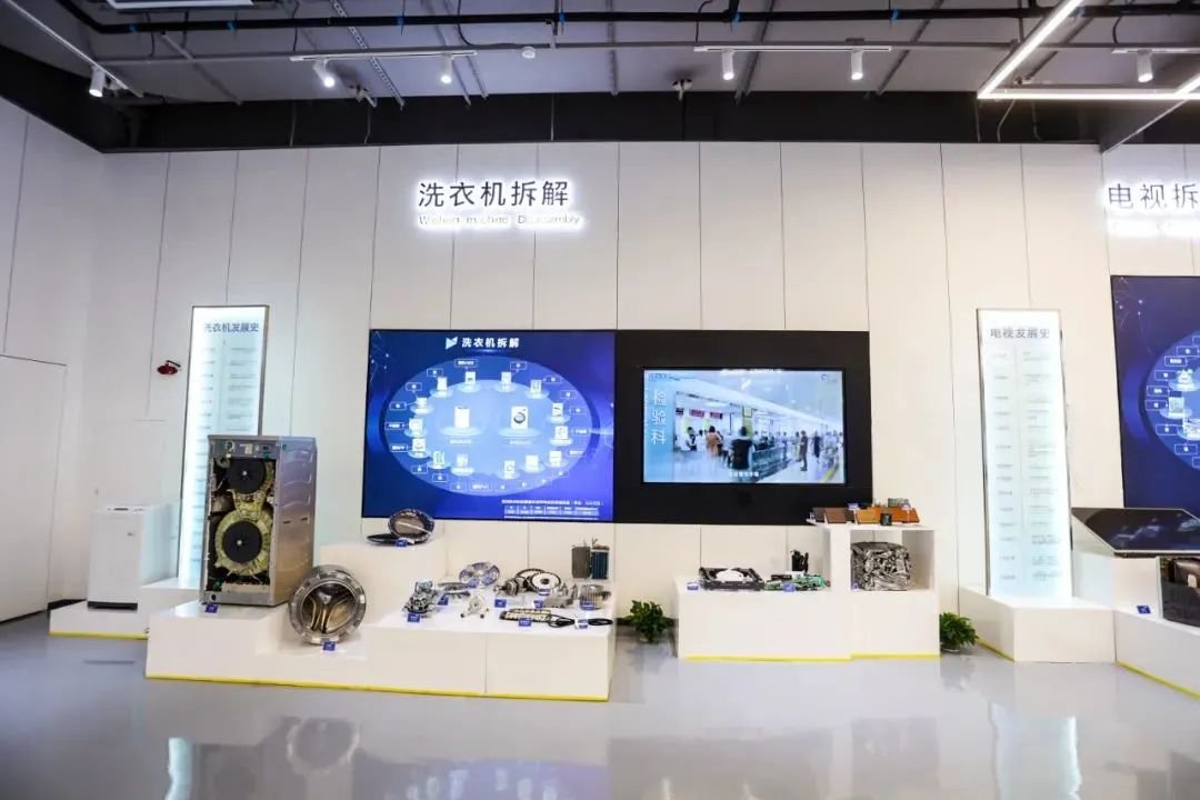 上市30年，海爾智家大變局 從“零配件銷售”到“生態品牌”的涅槃